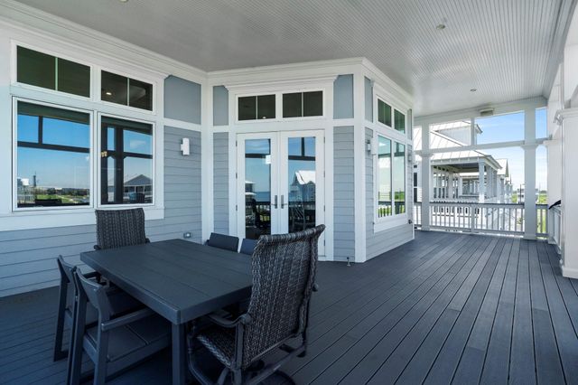 3835 Seabreeze Lane, Galveston, TX 77554