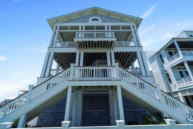 3835 Seabreeze Lane, Galveston, TX 77554