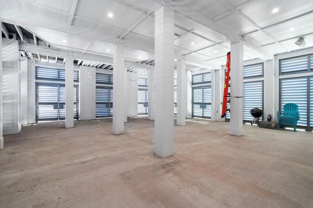 3835 Seabreeze Lane, Galveston, TX 77554