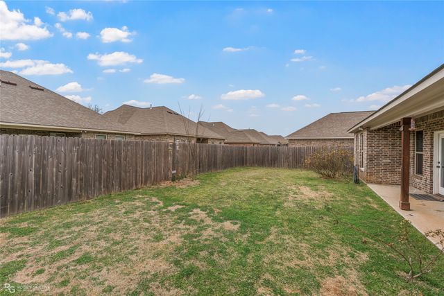 204 Hyperion Street, Bossier City, LA 71111