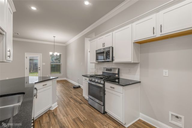 204 Hyperion Street, Bossier City, LA 71111