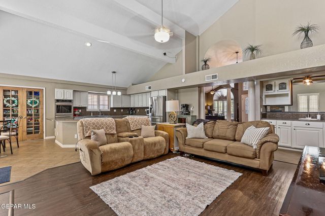 6224 LA POSTA Drive, El Paso, TX 79912