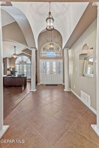 6224 LA POSTA Drive, El Paso, TX 79912