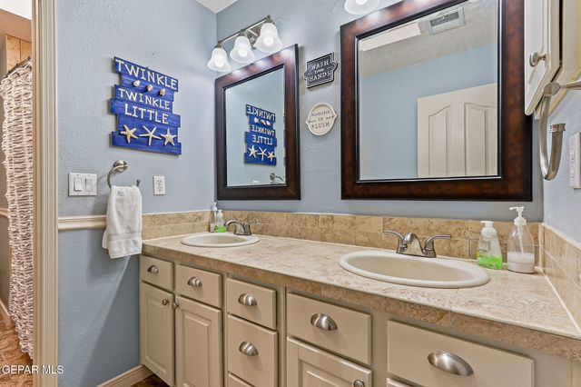 6224 LA POSTA Drive, El Paso, TX 79912