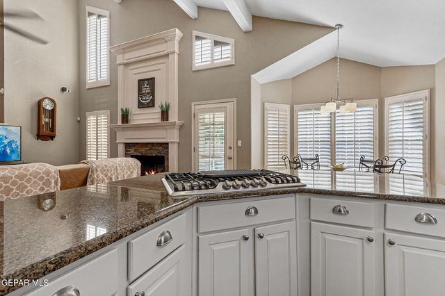 6224 LA POSTA Drive, El Paso, TX 79912