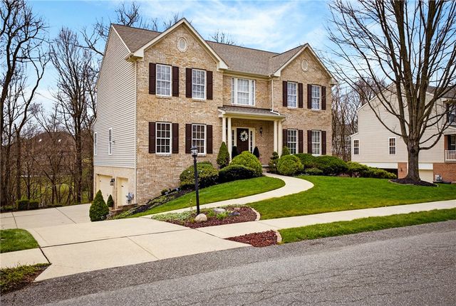 112 Hunter Dr, Cranberry Twp, PA 16066