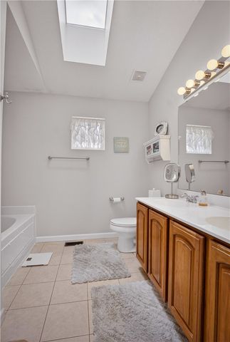 112 Hunter Dr, Cranberry Twp, PA 16066