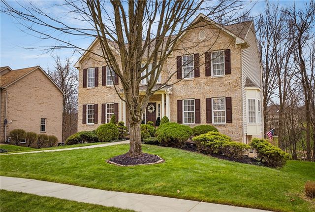 112 Hunter Dr, Cranberry Twp, PA 16066
