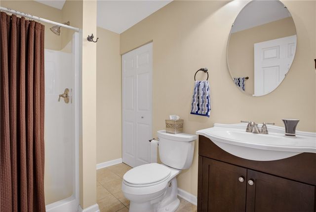 112 Hunter Dr, Cranberry Twp, PA 16066