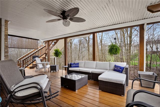 112 Hunter Dr, Cranberry Twp, PA 16066