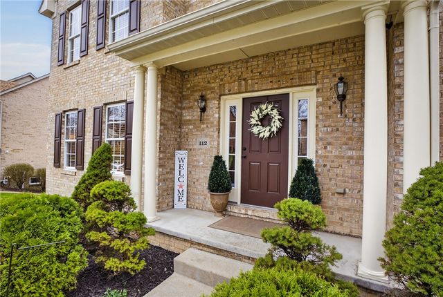 112 Hunter Dr, Cranberry Twp, PA 16066