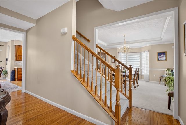 112 Hunter Dr, Cranberry Twp, PA 16066