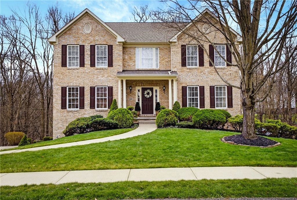 112 Hunter Dr, Cranberry Twp, PA 16066