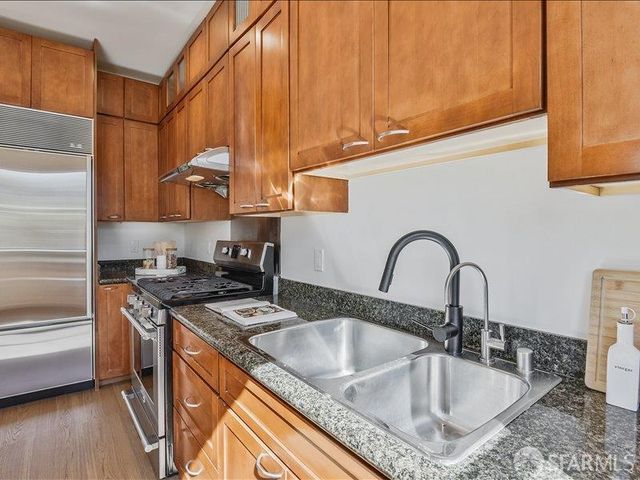 360 16th Avenue, San Francisco, CA 94118
