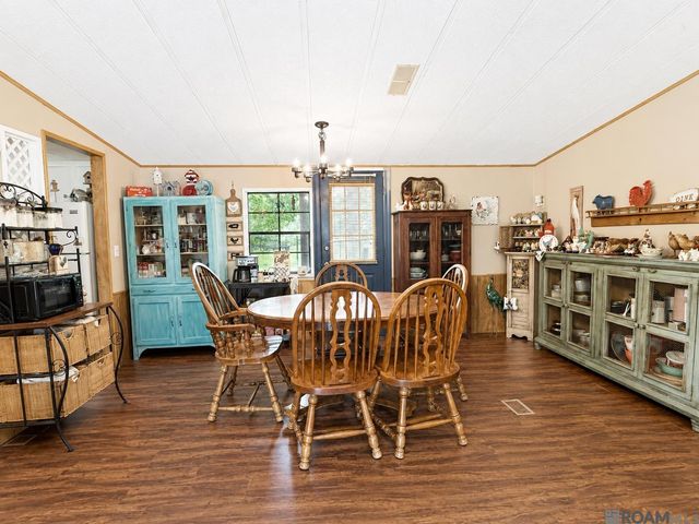 21042 Holmes Dr, Central, LA 70791
