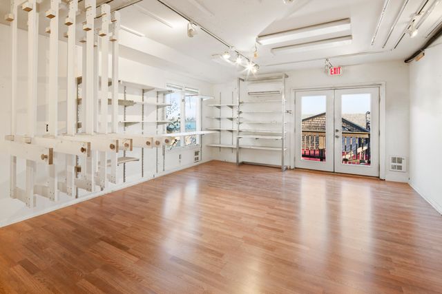 193 Commercial Street, Provincetown, MA 02657