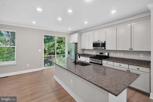 4211 LAPLATA AVE, Baltimore, MD 21211