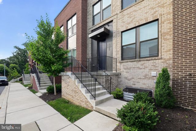 4211 LAPLATA AVE, Baltimore, MD 21211