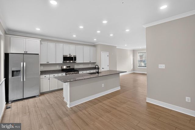 4211 LAPLATA AVE, Baltimore, MD 21211