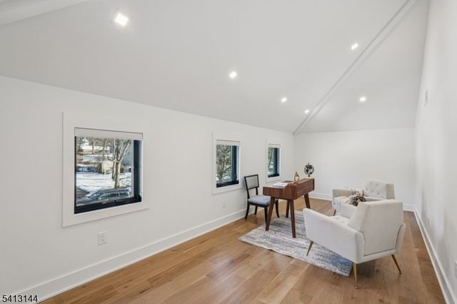 39 Billingsley Dr, Livingston Twp., NJ 07039