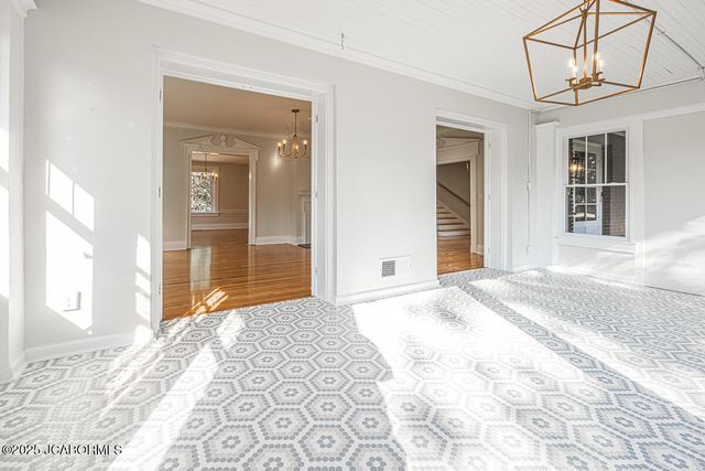 1114 MOREAU DRIVE, Jefferson City, MO 65101