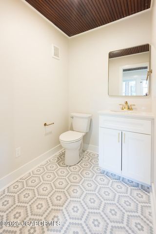 1114 MOREAU DRIVE, Jefferson City, MO 65101