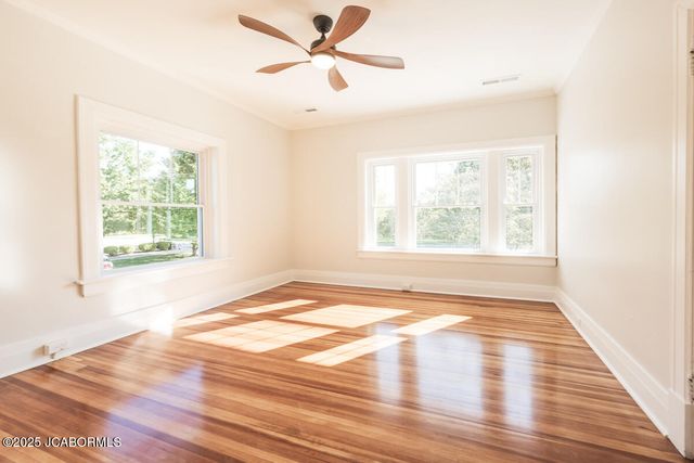 1114 MOREAU DRIVE, Jefferson City, MO 65101