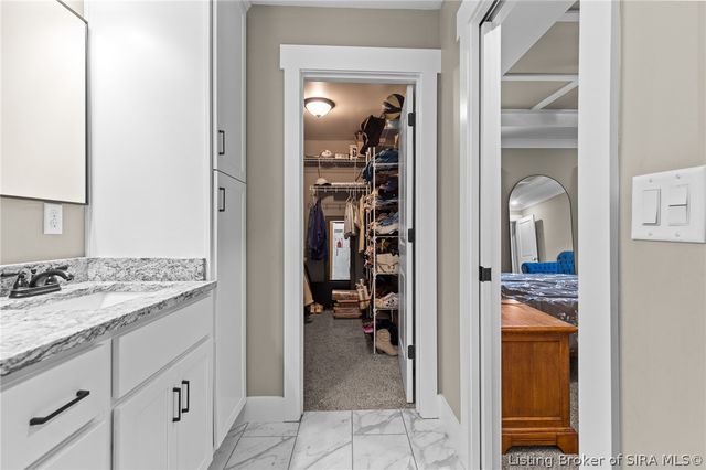 5245 Tallahala Street, Sellersburg, IN 47172