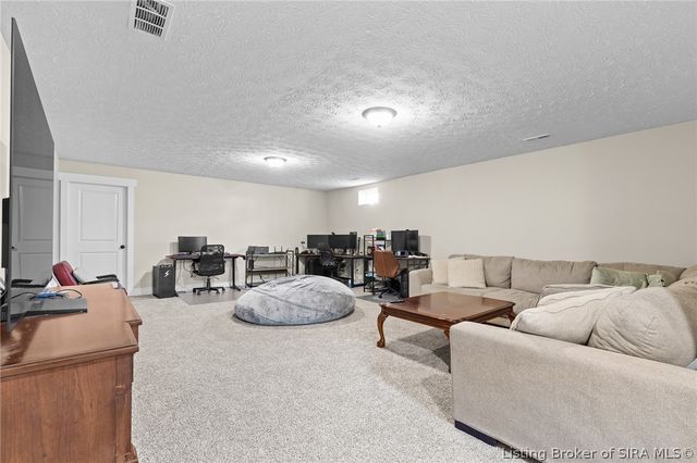 5245 Tallahala Street, Sellersburg, IN 47172