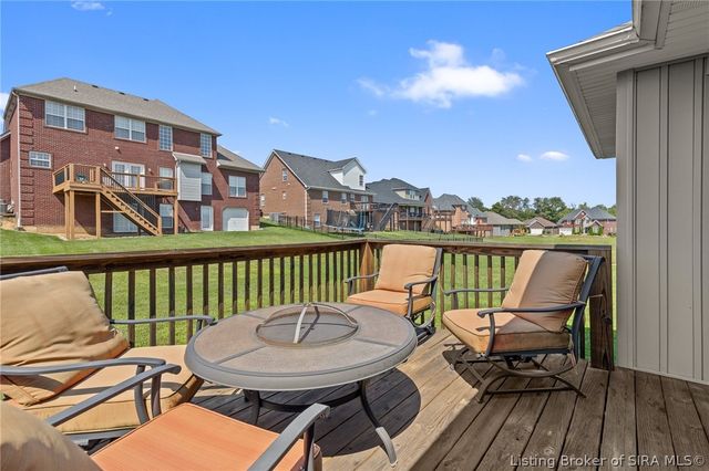 5245 Tallahala Street, Sellersburg, IN 47172