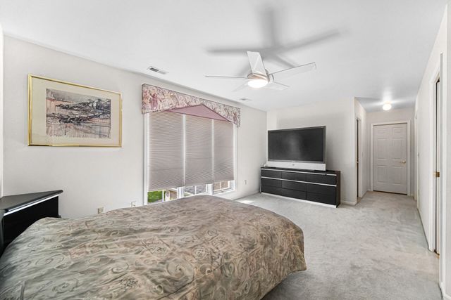 1224 Muirfield Drive, Schererville, IN 46375