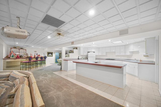 1224 Muirfield Drive, Schererville, IN 46375