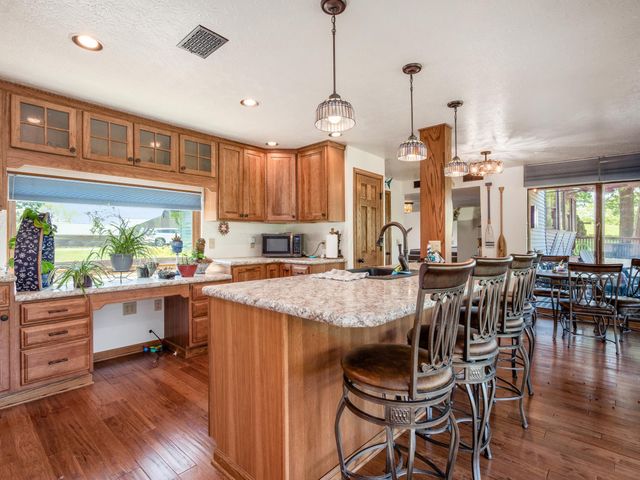 4 Cadillac Drive, Senecaville, OH 43780