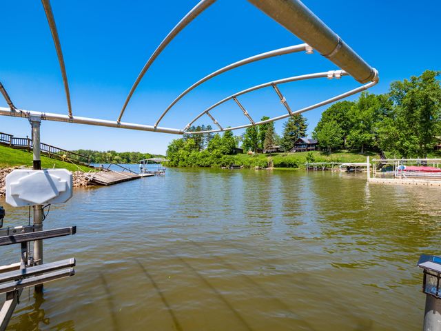 4 Cadillac Drive, Senecaville, OH 43780