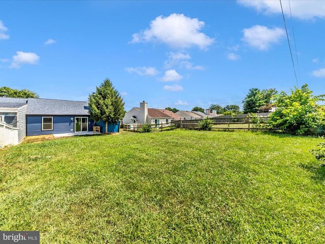 823 CHADWICK CIR, Frederick, MD 21701
