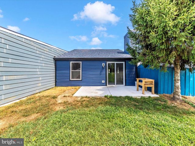 823 CHADWICK CIR, Frederick, MD 21701