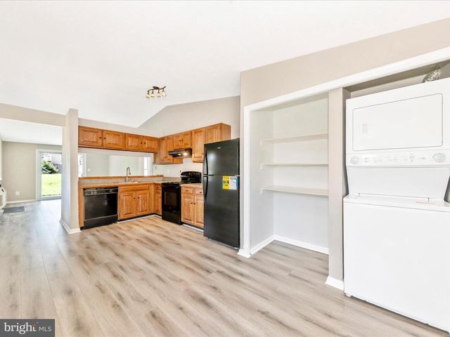 823 CHADWICK CIR, Frederick, MD 21701