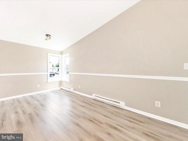823 CHADWICK CIR, Frederick, MD 21701