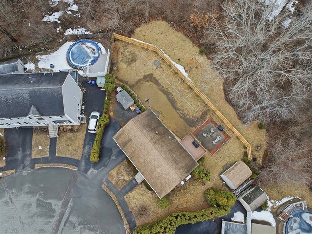 20 Jennifer Ln, Peabody, MA 01960