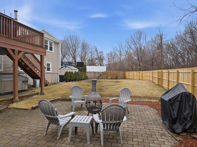20 Jennifer Ln, Peabody, MA 01960