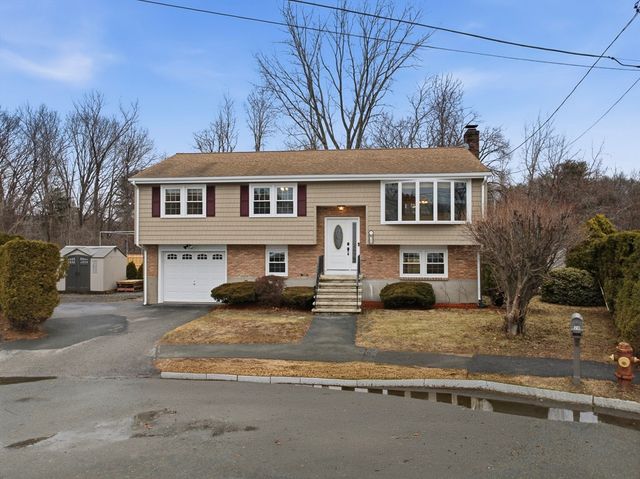 20 Jennifer Ln, Peabody, MA 01960