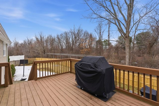 20 Jennifer Ln, Peabody, MA 01960