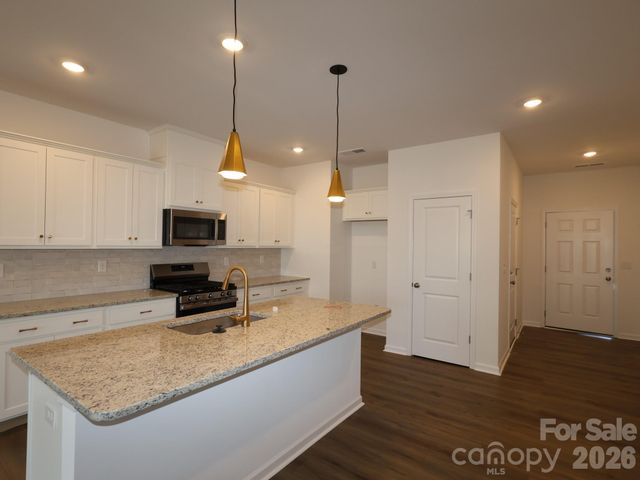 2716 Yeager Drive NW, Concord, NC 28027