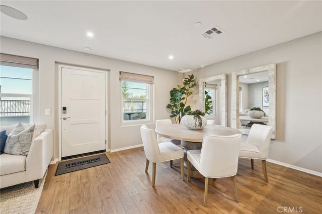 16208 Lumia Way, Fontana, CA 92336