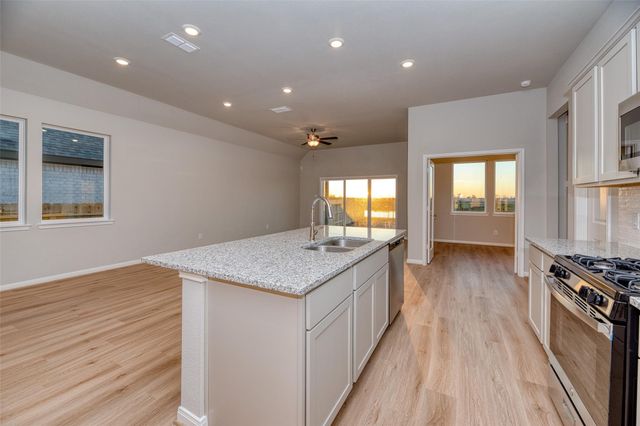 21126 Sunlight Grove Drive, Bonney, TX 77583