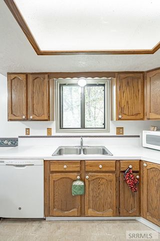2738 Hallon Street, Idaho Falls, ID 83402