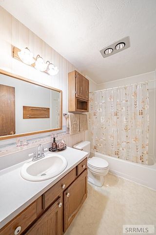 2738 Hallon Street, Idaho Falls, ID 83402