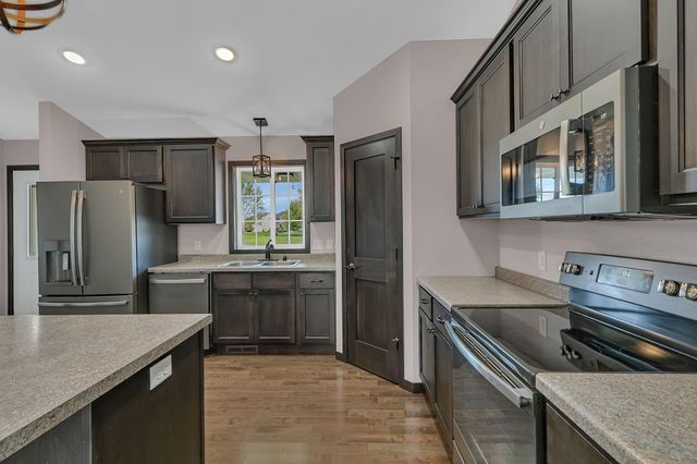 2112 4th Street N, Sartell, MN 56377