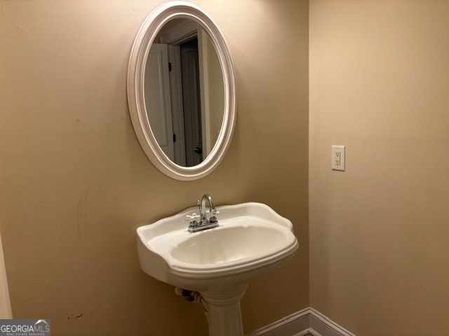 134 Sam Solomon Road, Locust Grove, GA 30248