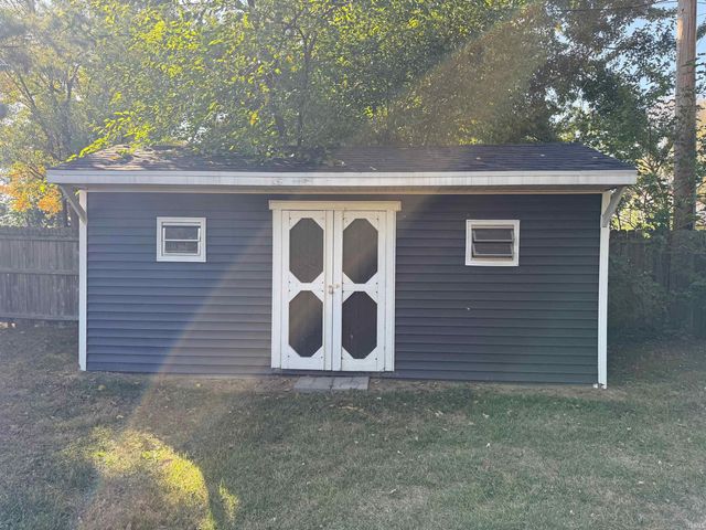 204 W Trenton Street, Sharpsville, IN 46068